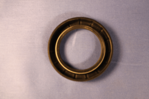 (11) MGB REAR HUB OIL SEAL TUBE AXLE GHS179