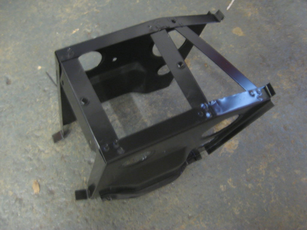(8) MGB 6V WELD IN BATTERY BOX BMH9507