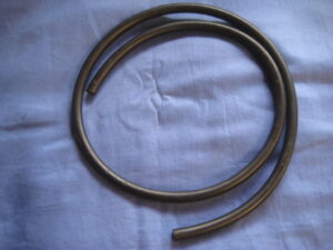 37H7615M 1 METER OF RUBBER FUEL HOSE 1/4 PETROL