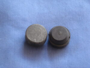 FIXINGS & GROMMETS