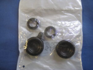 GRK2012 MGB ROADSTER REAR WHEEL CYLINDER SEAL KIT