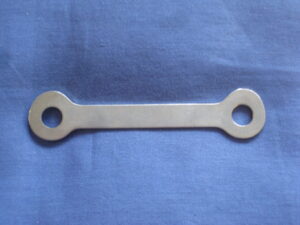 1H1021 MGB ENGINE BACK PLATE LOCK TAB