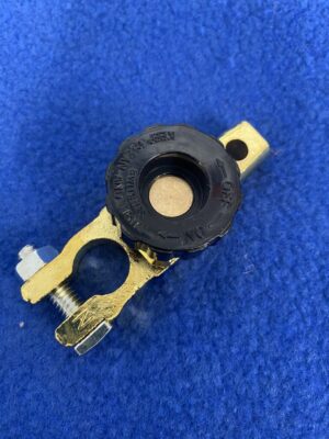 LUSSB106 HEAVY DUTY BATTERY CUT OFF SWITCH DISCONNECTOR ISLOTAOR 12 VOLT