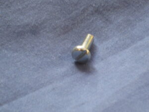 AUD3590 MGB HIF4 CARB FLOAT CHAMBER SCREW