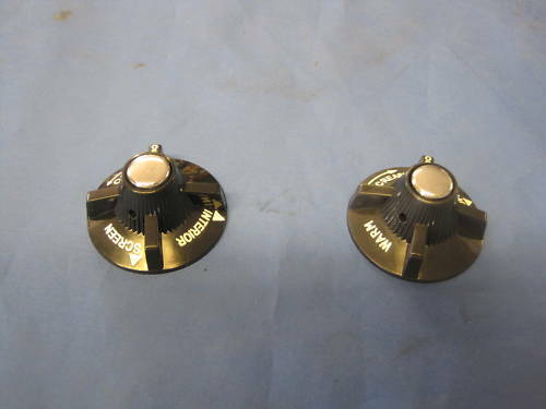 MGB BHA4328/9 PAIR OF HEATER / AIR KNOBS 1962-74