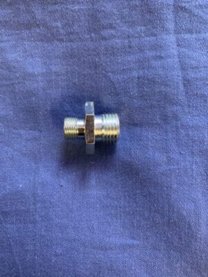 11G15 MGB ENGINE ADAPTOR UNION OIL PIPE