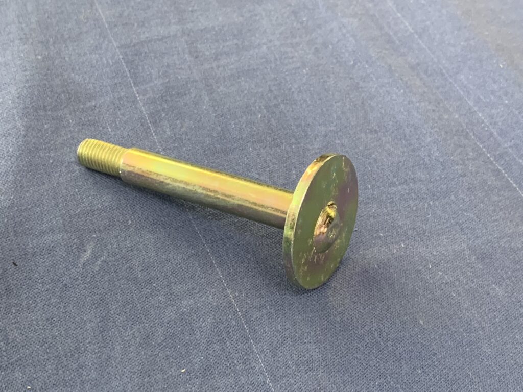AHH7855 MGB GEARBOX STEADY BAR VERTICAL PIN